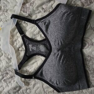 DANSKIN SPORTS BRAS (2)